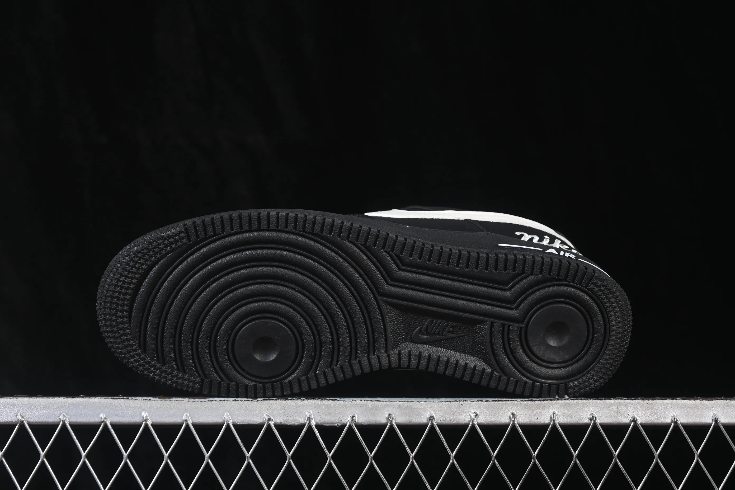 All Categories Nk Air Force 1 Air Force Series Nk Air Force 1 Low Air Force Low Nike Air Force 1'07 Low Black Suede Warrior Air Force One Low Casual Shoes NH0601-547